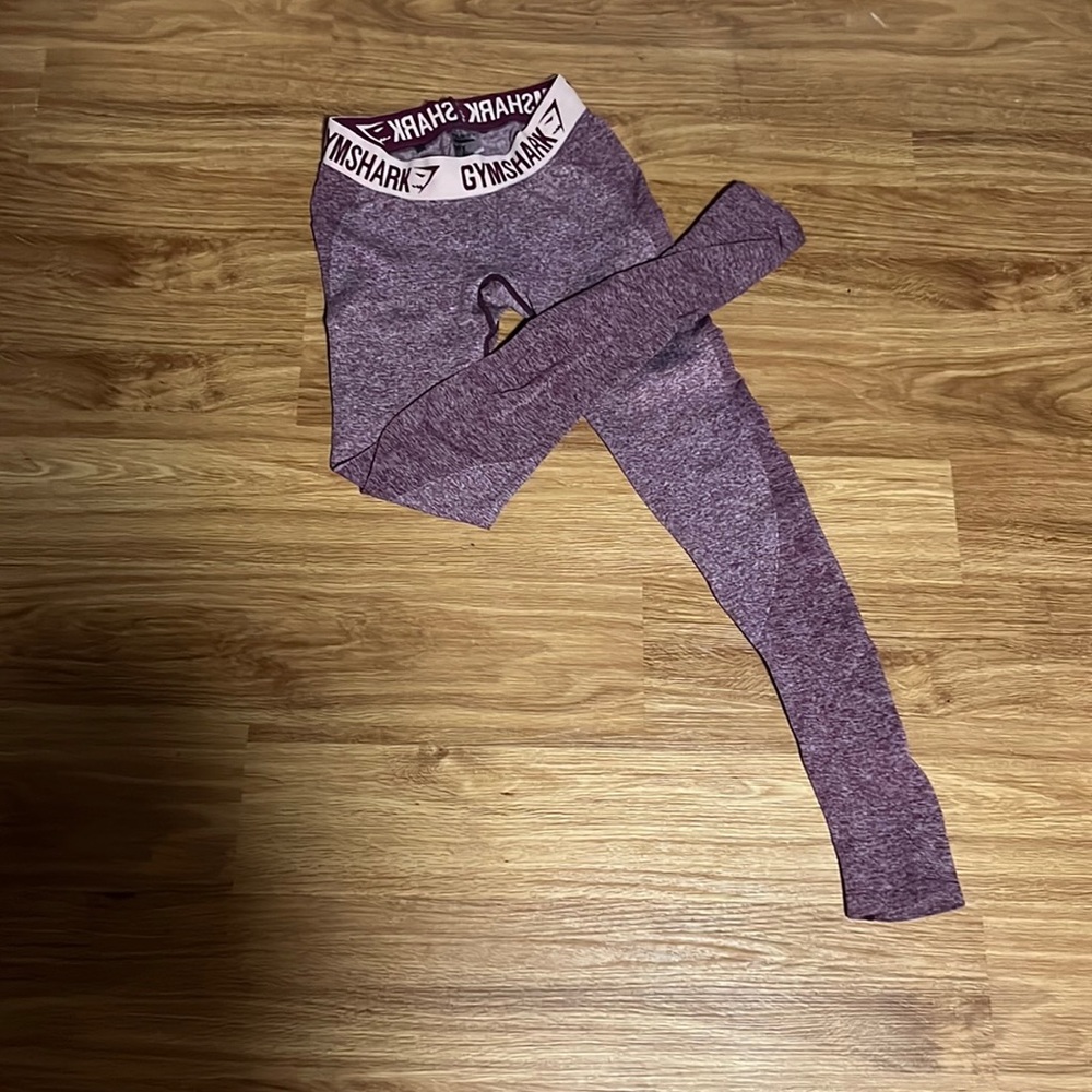 Gym shark dry leggings size small